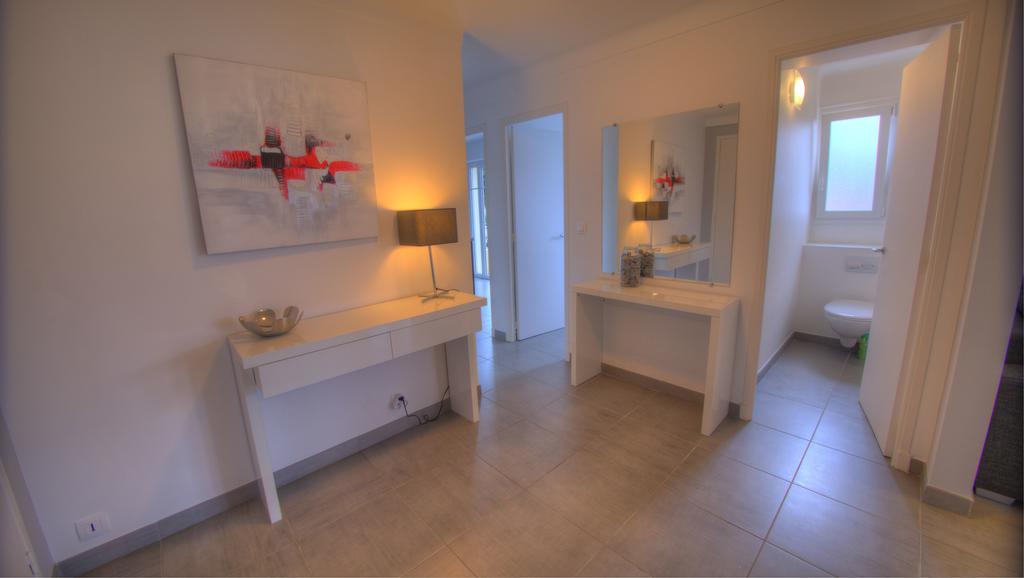 Beau 2 Pieces 3 Etoiles Vue Mer Garage Prive 150M Plages Wifi Cannes Room photo