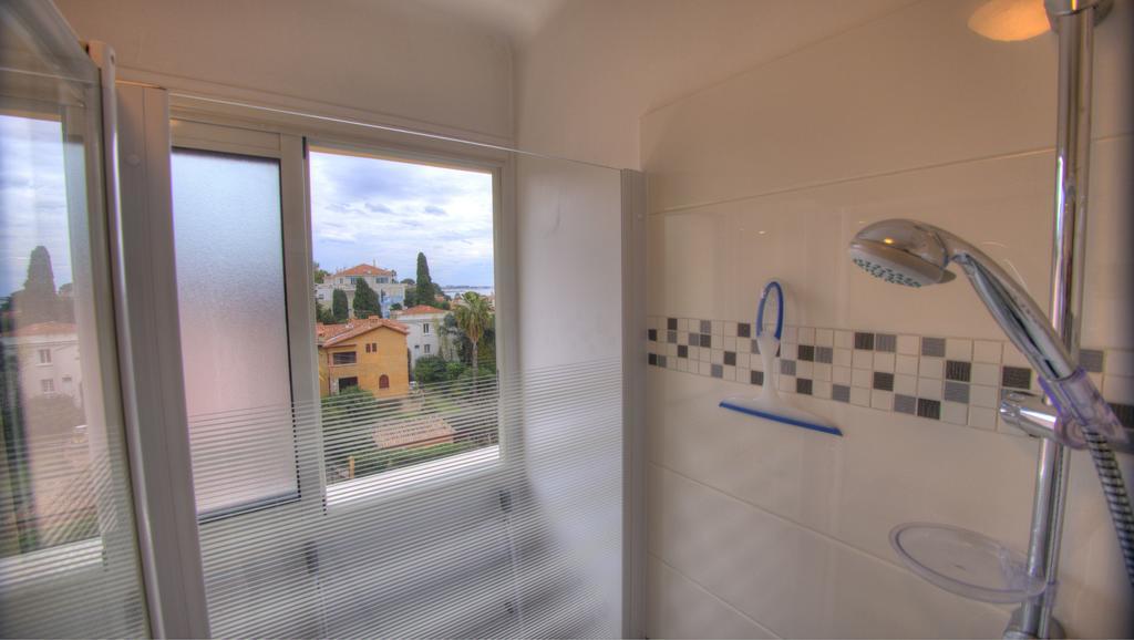 Beau 2 Pieces 3 Etoiles Vue Mer Garage Prive 150M Plages Wifi Cannes Room photo